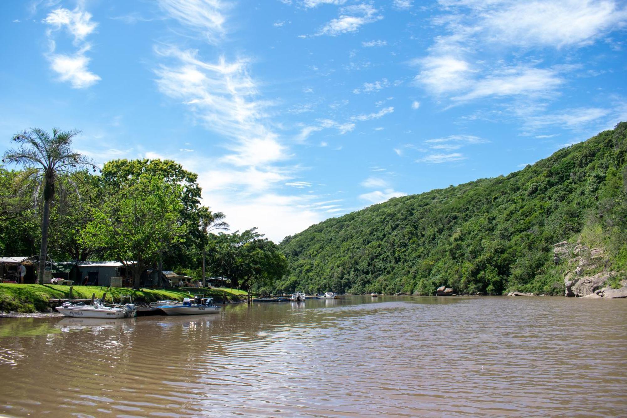 Areena Riverside Resort Kwelera Екстер'єр фото